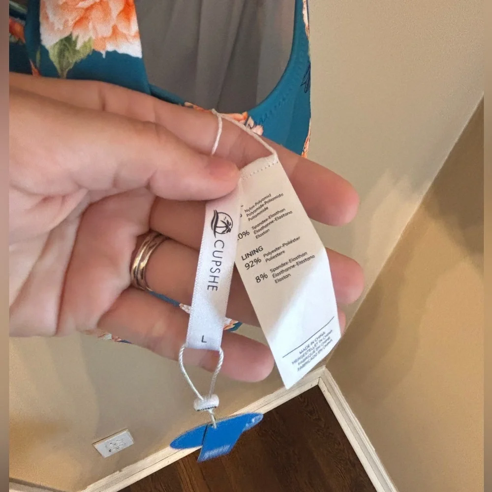 NWT Cupshe women’s one piece swim halter with underwire Large - Picture 5 of 13